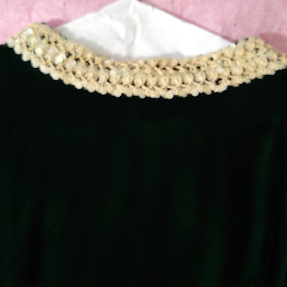 Emerald green long velvet dress, gown. Vintage, handmade Collar With Bling Lace - Picture 8 of 15